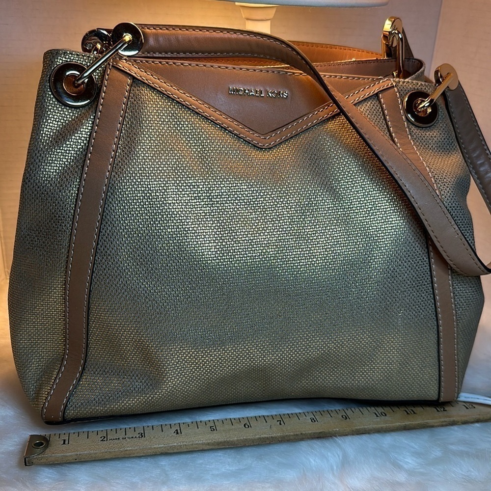 NWT Michael Michael Kors raven gold large pocket shoulder totes from Macy’s